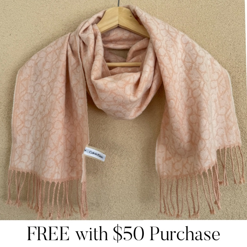 Calvin Klein Reversible Monogram Logo Blush/White Scarf